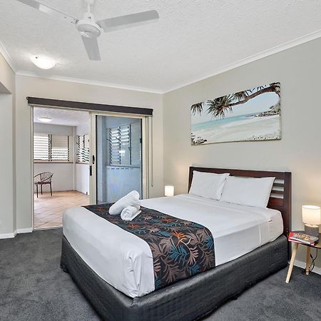 North Cove Waterfront Suites Cairns Exterior foto